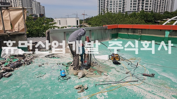 KakaoTalk_20240527_182937977_07.jpg