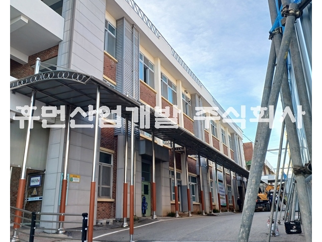 천안공업고등학교 4, 6동 그린스마트스쿨 리모델링 및 증축공사 中 철거공사